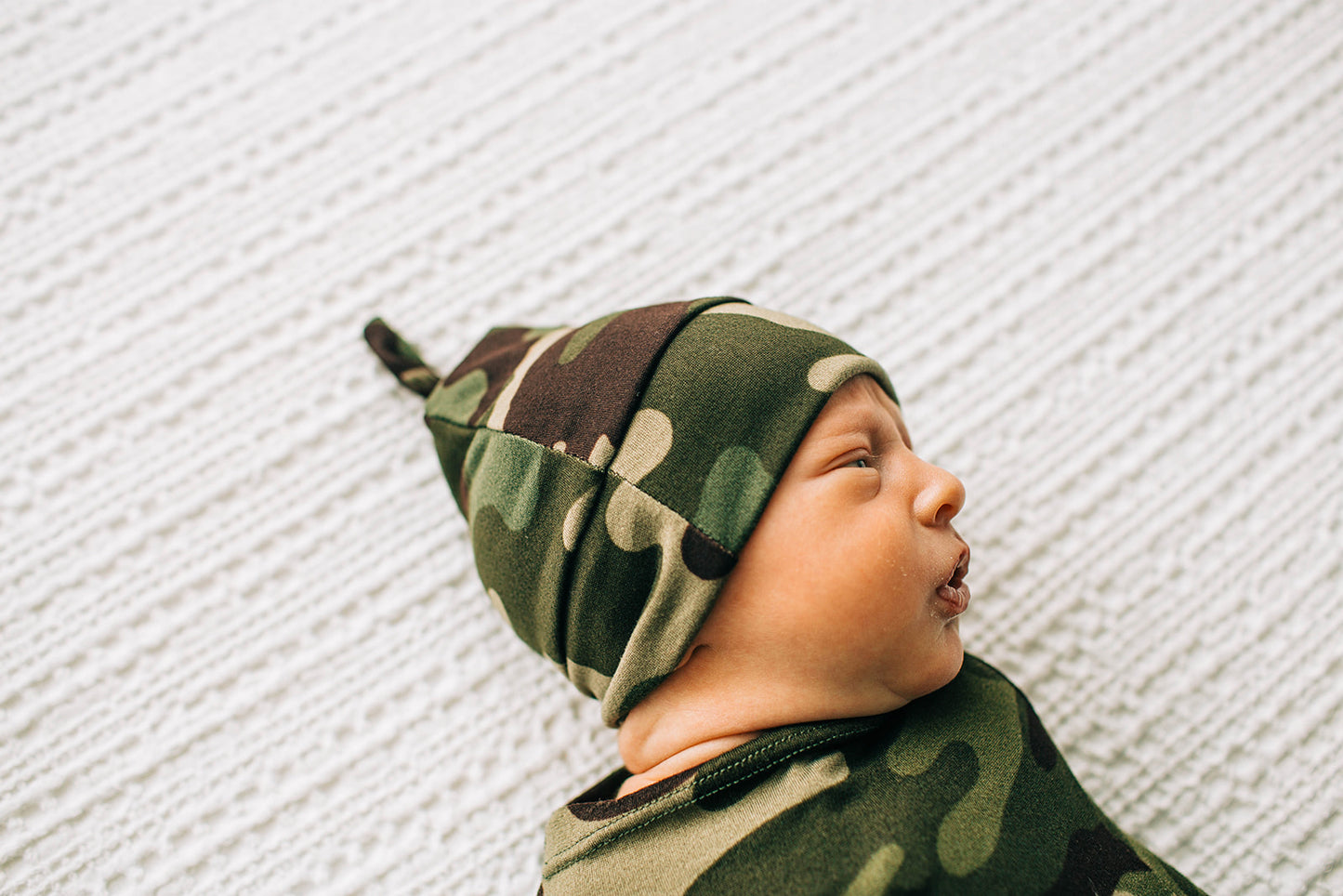 Tie Beanie, Olive Camo